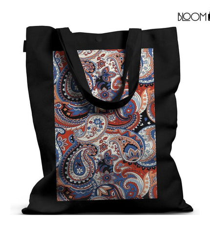 Paisley Charm – Classic Elegance