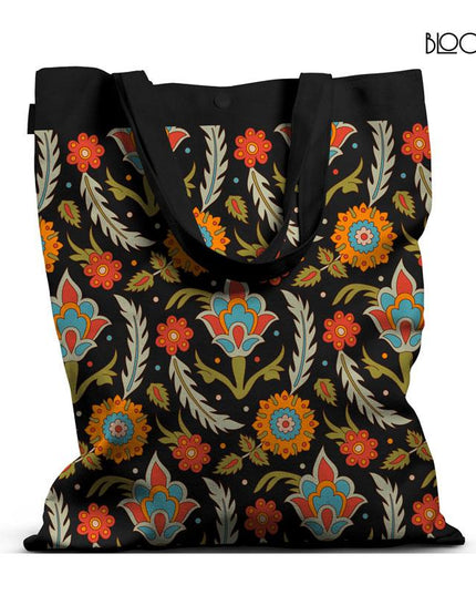 Midnight Blooms – Timeless Elegance