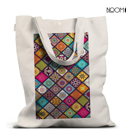 Paisley Charm – Classic Elegance