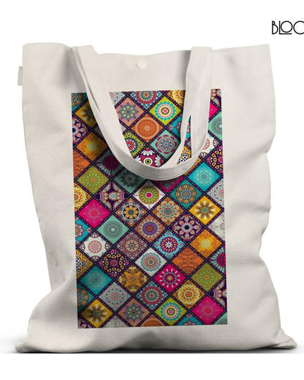 Paisley Charm – Classic Elegance