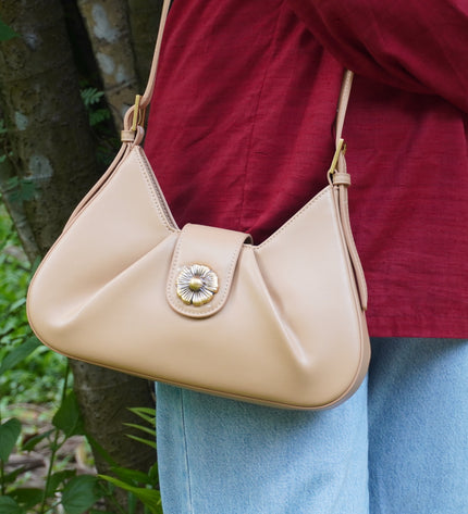 The "Aura Pleat Shoulder Bag"
