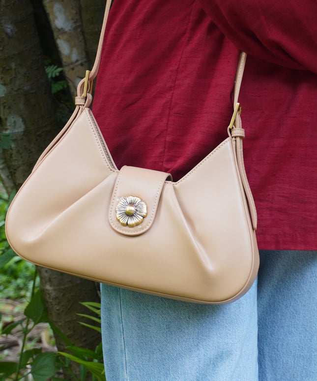 The "Aura Pleat Shoulder Bag"